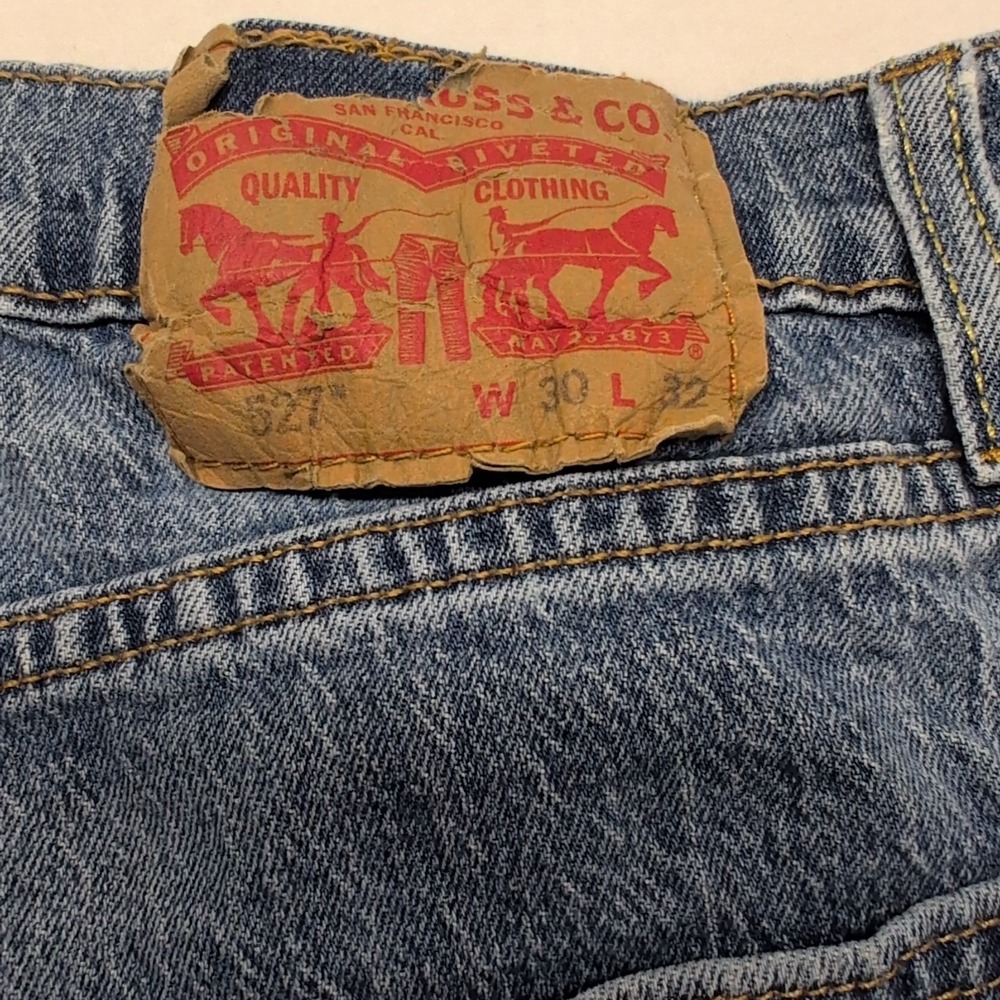 Vintage Levis Jeans Mens Blue 527 Boot Cut Slim Low Rise Denim Pants Y2K Worn‎ - Picture 8 of 9